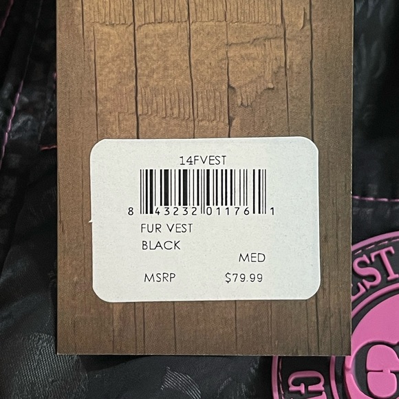 -NWT- Girls with Guns parka vest.       T5 - Picture 5 of 10